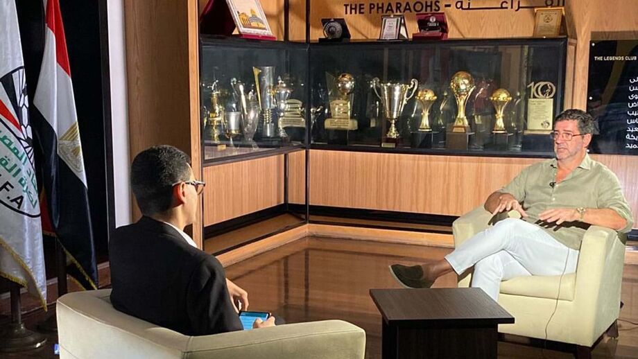 Atual selecionador do Egito relembra campeonato conquistado pelo Al Nassr