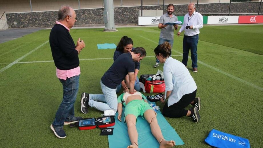 Com recurso a cenários de simulação ultra realistas prepararam as equipas para qualquer cenário que possa ocorrer em campo