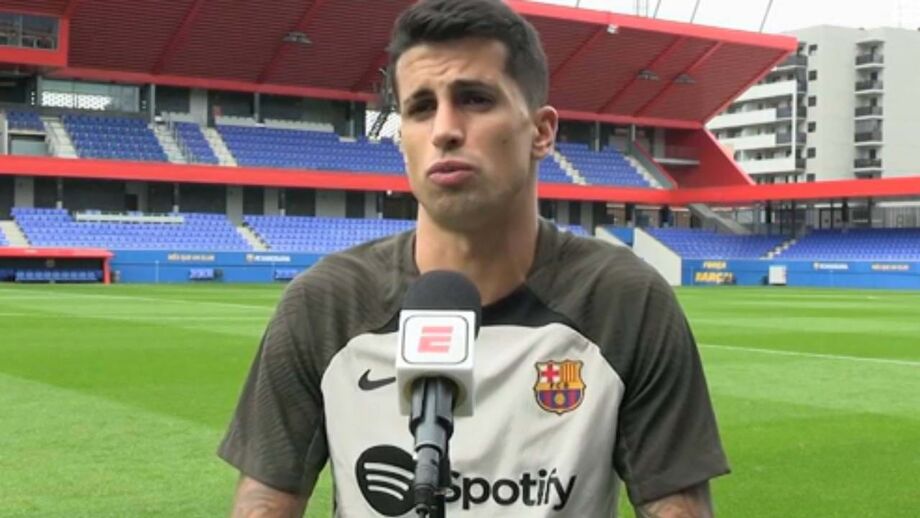 Jogador português do Barcelona na antevisão ao clássico espanhol