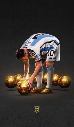 Cristiano Ronaldo posta emoji em publicação e ironiza Bola de Ouro de Messi