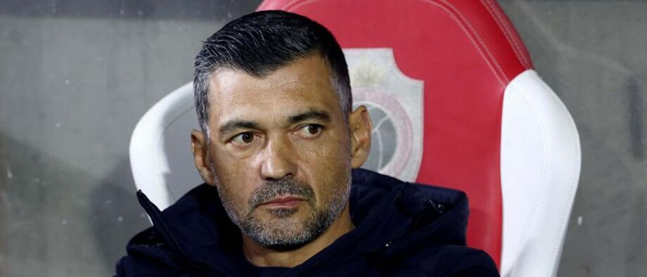 Gestão de Evanilson contra 'papagaios'