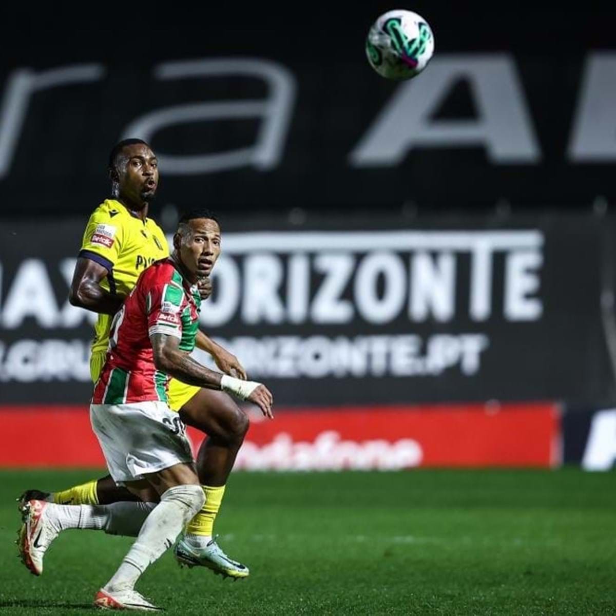 Treinador e jogadores do FC Famalicão recebem prémios da Liga Portugal - FC  Famalicão