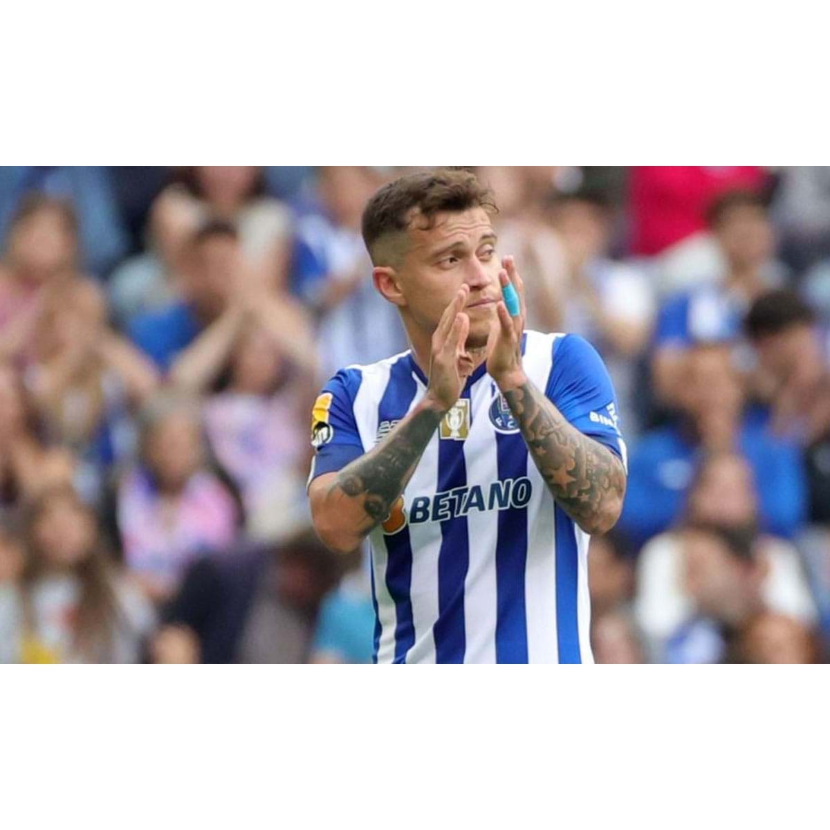 Jogador do mês, Otávio, o farol do Dragão