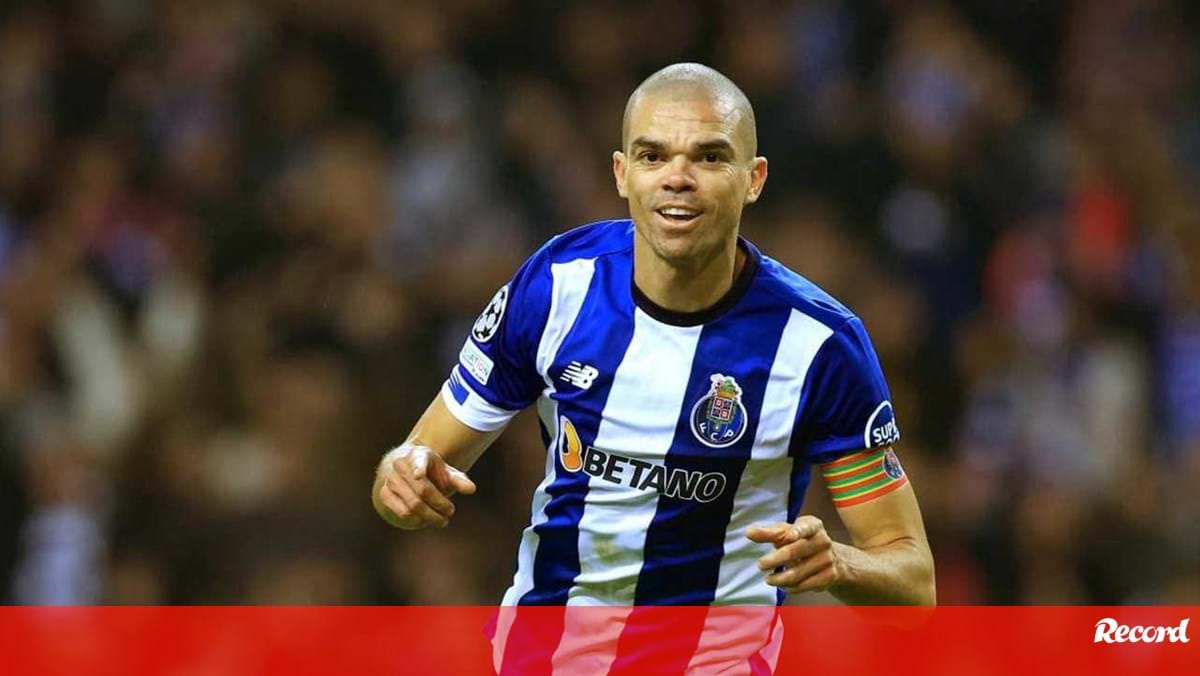 FC Porto-Antuérpia lá fora: Pepe decisivo, essencial alcançado