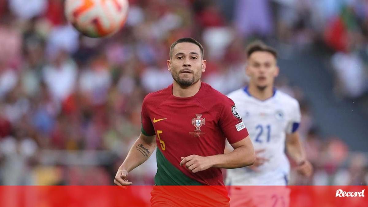 A Seleção Nacional realizou hoje, em solo argelino, um treino de  recuperação apôs o jogo de ontem. Amanhã, sábado, a equipa segue viagem…