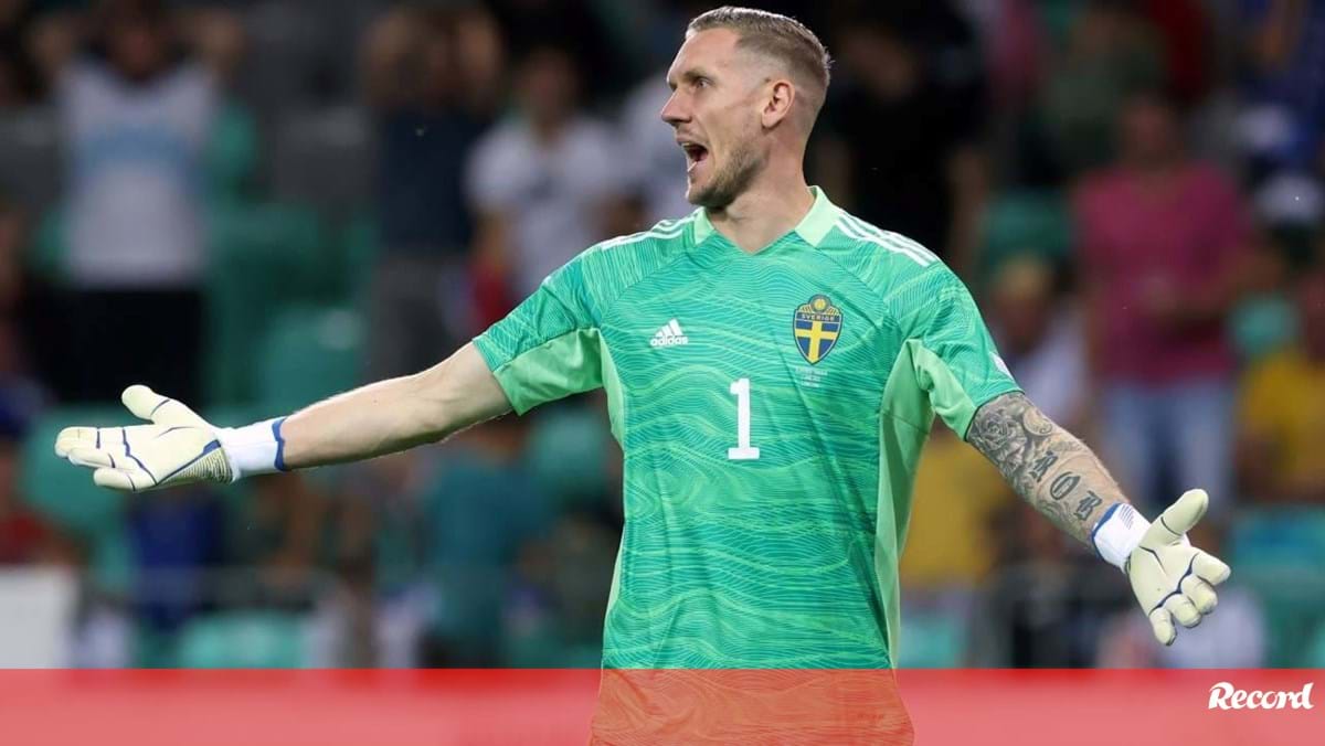 Sweden goalkeeper feels sorry for the fans: ‘They came to see this nonsense’ – Euro 2024