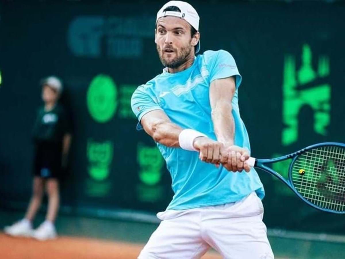 João Sousa de olho em Paris'2024: «Tenho que estar no 60.º ou 70.º lugar do  ranking, é um objetivo» - Ténis - Jornal Record