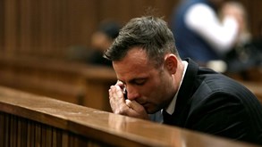 Oscar Pistorius vai sair da prisão 10 anos após assassinar a namorada a tiro