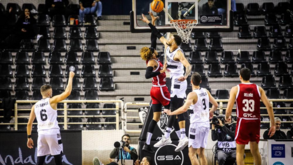 PAOK-Benfica, 76-74: Por culpa própria