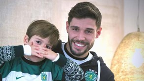 Afonso Figueiredo estreia-se com o filho no apoio ao Sporting pela Europa: «Será 3-0 com golos do Viktor»