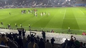 Jogadores do Sporting agradeceram apoio dos adeptos leoninos em Bérgamo