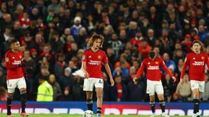 Gary Neville após derrota do Man. United: «Sabemos como isto acaba, estamos fartos»