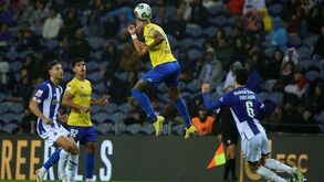 Até o vento assobiou...