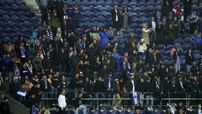 Dragão vaiou a equipa