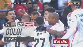 Iniciativa individual de João Neves e finalização de Aursnes: assim foi o primeiro golo do Benfica em Chaves