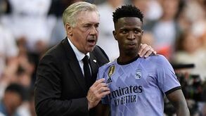 Ancelotti: «Que Vinícius tenha que mudar a atitude em certos momentos... Pode ser que sim»