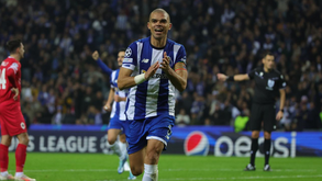 «Falta muito pouco para terminar»: o discurso sentido de Pepe após tornar-se no mais velho de sempre a marcar na Champions