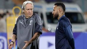 Vítor Pereira e a aposta da liga saudita em craques e treinadores de topo: «Não basta, estão enganados»