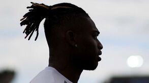 Rafael Leão dispensado da Seleção devido a lesão