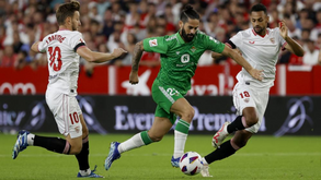 Sevilha e Betis empatam dérbi