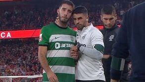 Gonçalo Inácio 'declara-se' culpado no segundo vermelho da carreira... mostrado por Soares Dias