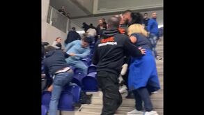 Assembleia Geral do FC Porto suspensa e adiada após mais agressões no Dragão Arena
