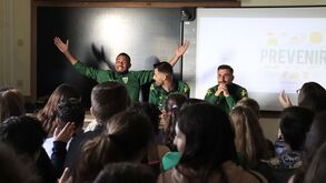 Jogadores do Tondela visitam escola no Dia Mundial da Diabetes 
