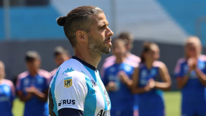 Insúa anuncia adeus ao futebol em direto na televisão argentina