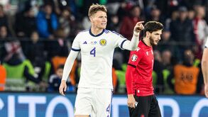 Scott McTominay acusa georgianos: «Rebolar no relvado, chorar como bebés... isto não é futebol»