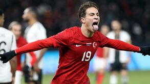 Kenan Yildiz: prodígio da Juventus imita Del Piero e até corta o cabelo a pedido do treinador