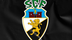 Farense pede desculpa a árbitro agredido por treinador-adjunto