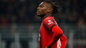 Italianos avançam que Rafael Leão pode falhar jogo da Champions com o Borussia Dortmund