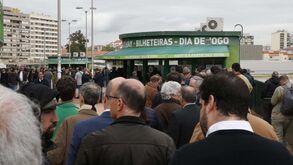 Sporting coloca à venda 750 bilhetes para a visita à Atalanta