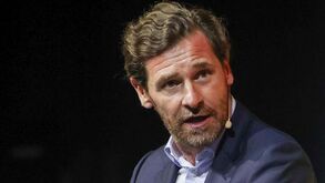 Villas-Boas confirma 