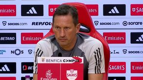 Roger Schmidt e o castigo da UEFA ao Benfica: «O que os adeptos fizeram não foi bom»