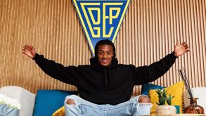 Estoril Praia renova com Wagner Pina e promove-o ao plantel principal