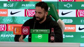 Rúben Amorim e a ausência de St. Juste: «Estamos a equilibrar o corpo todo dele»