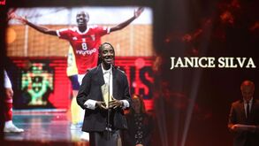 Janice Silva foi distinguida como a melhor jogadora de futsal e emocionou a plateia