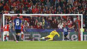 O resumo do Benfica-Inter Milão, 3-3: golos, casos e outros lances
