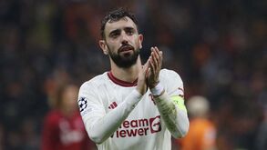 Scholes não perdoa Bruno Fernandes após novo deslize do Man. United: «Comete duas faltas estúpidas...»