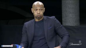 A hilariante reação de Henry a discussão sobre Cristiano Ronaldo e Messi