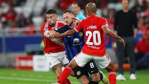 Otamendi deixa 'bicada' à equipa de arbitragem: «Há coisas que não podemos controlar»