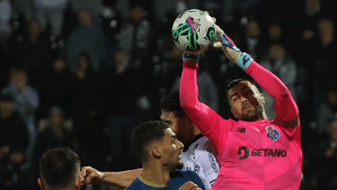 Reviravolta em Guimarães dá vitória ao FC Porto - JPN