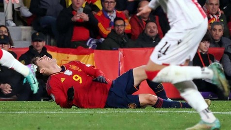 Gavi sofre lesão no joelho e deixa jogo da Espanha; jornal fala em