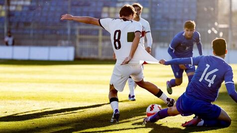 Sub-21 de Portugal goleiam de novo Bielorrússia em jogo de clara