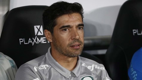 Al-Sadd, do Catar, oferece a Abel Ferreira o maior salário de técnico do  mundo, diz jornal - Beat98