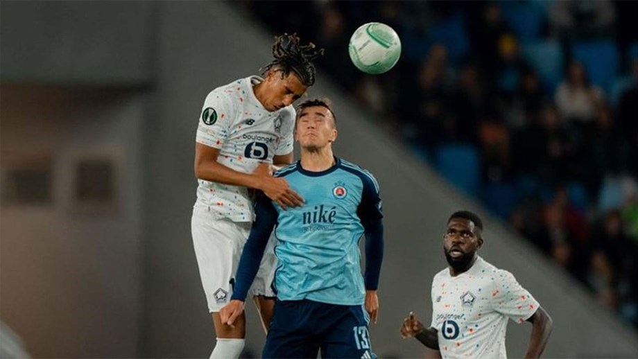 Lille de Paulo Fonseca empata em noite com quatro equipas já apuradas