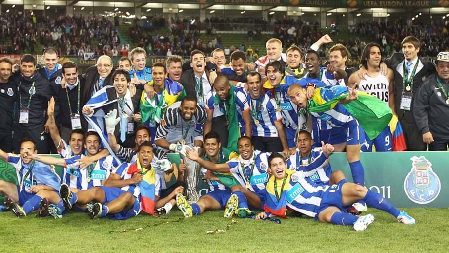 Quatro títulos e muitos elogios de Pinto da Costa: onde estão os heróis do FC Porto em 2010/11?