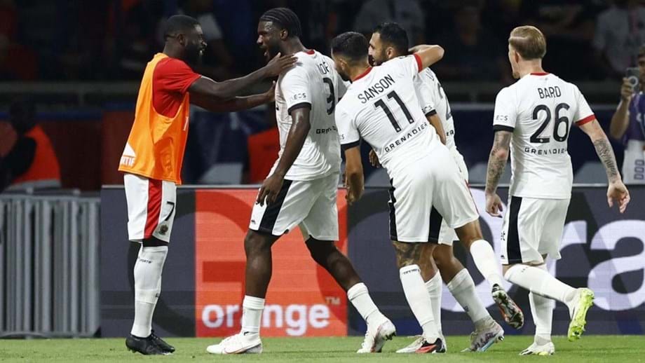 Nice vence na receção ao Toulouse e mantém-se a um ponto do PSG