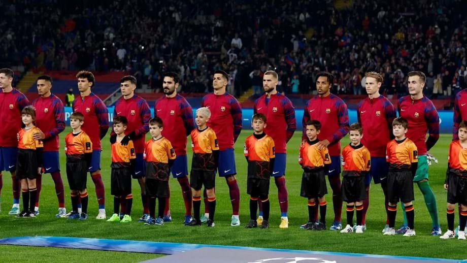 Barcelona... diferente: Há 20 anos que não apresentava um onze sem catalães na Champions